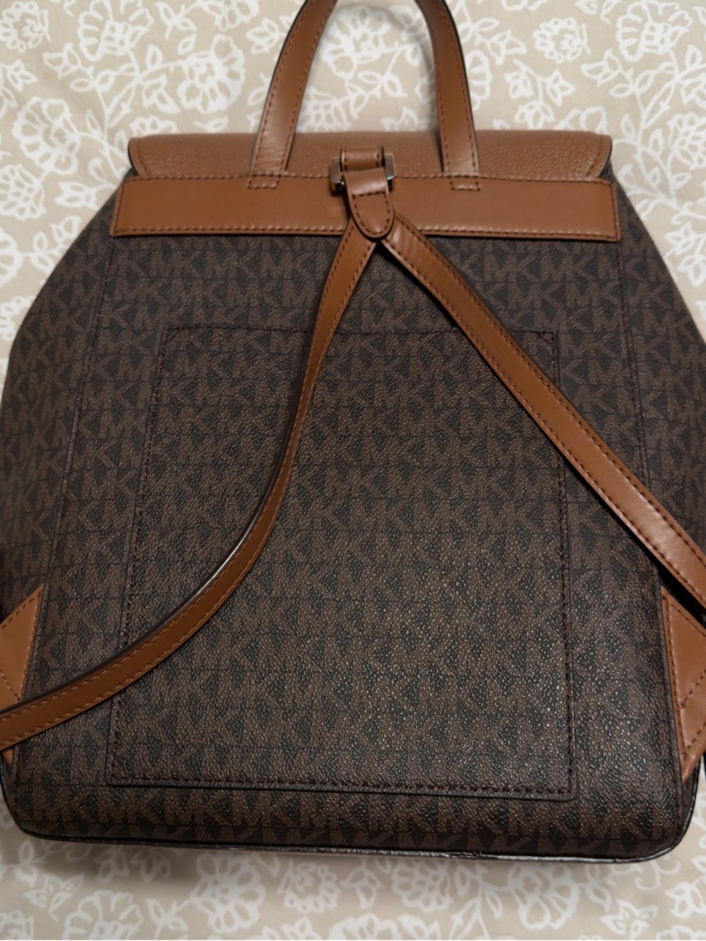 MICHAEL KORS Hayes Medium Brown Leather Backpack - Picture 4 of 16